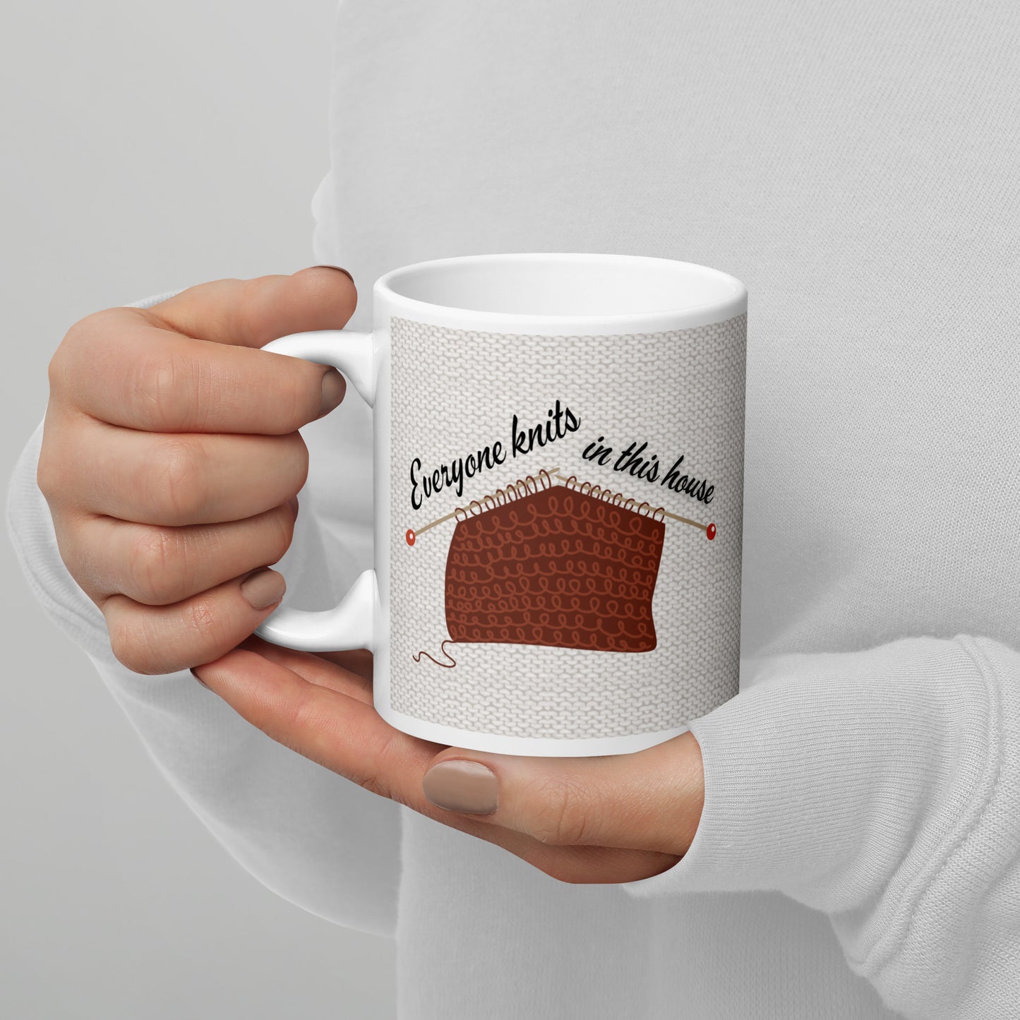 Everyone knits in this house - White glossy mug