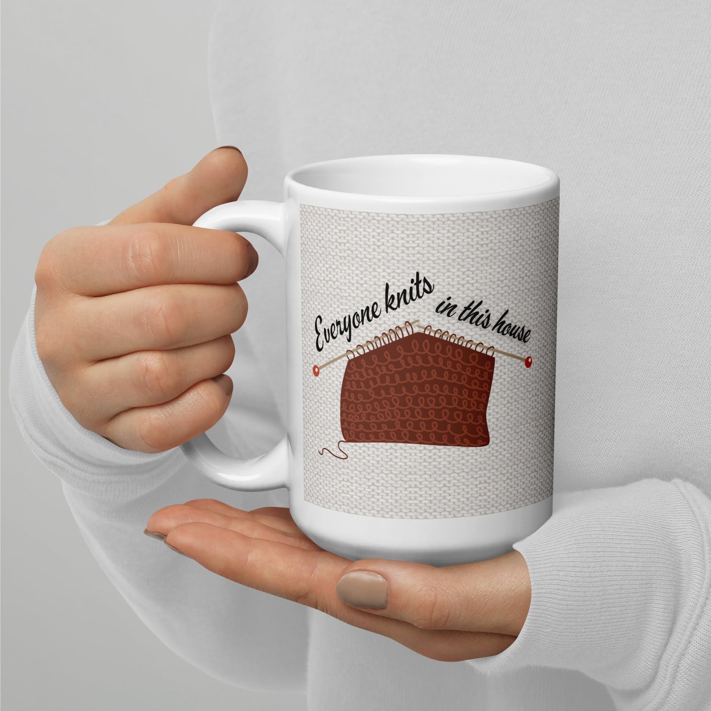 Everyone knits in this house - White glossy mug